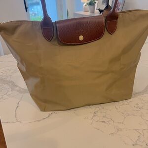Longchamp large LePliage in khaki color